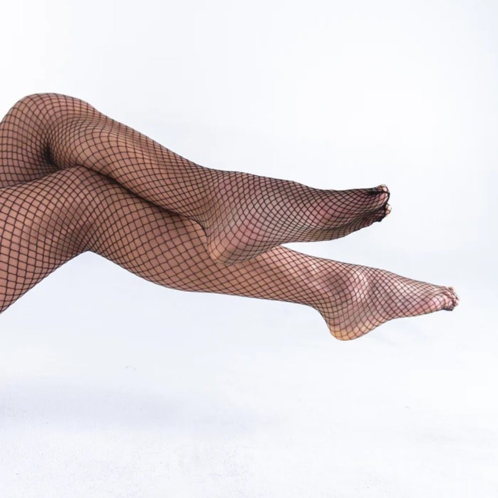 NWOT - Les Belles Fishnet Stockings - size XS/S